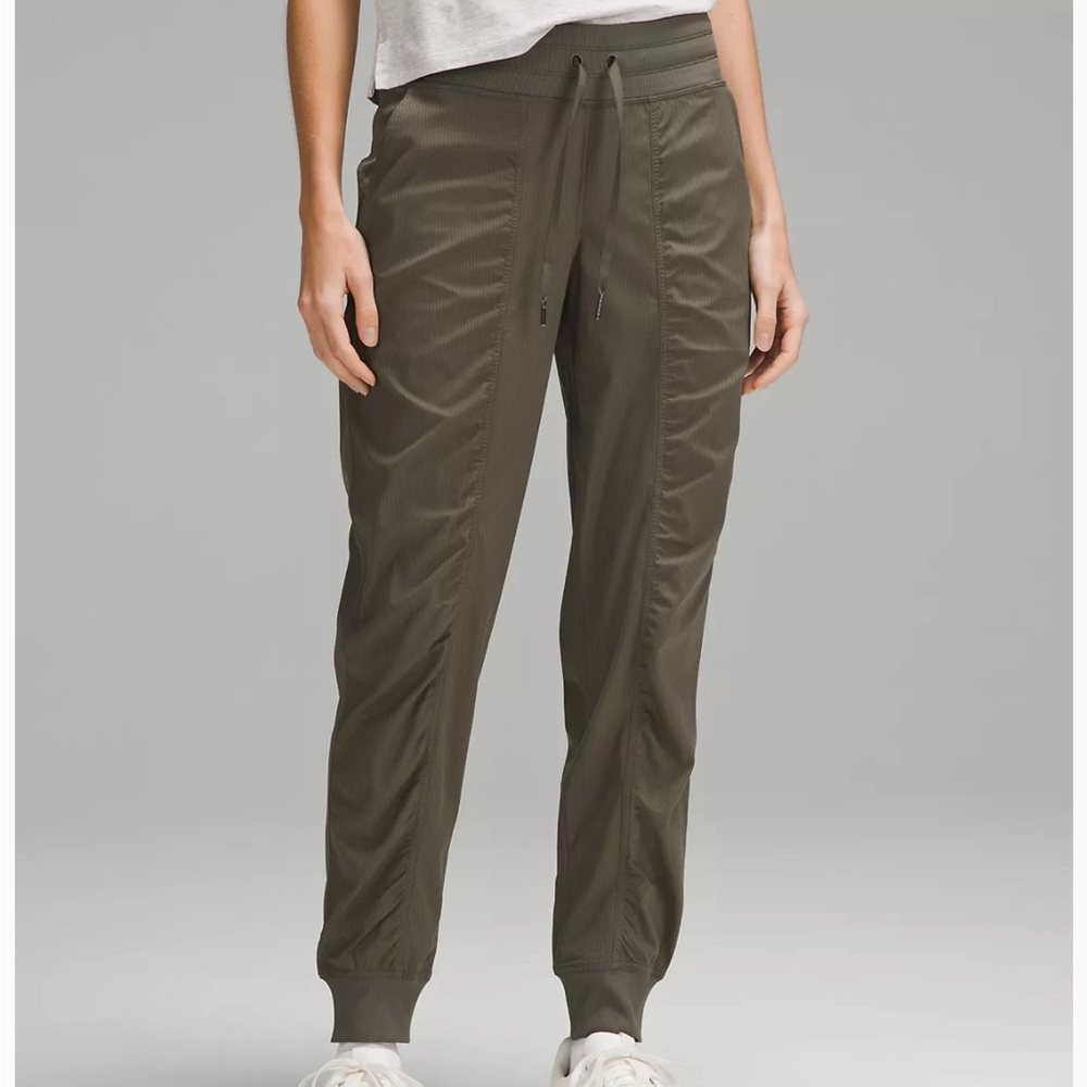 Lululemon Dance Studio joggers size 0 army green